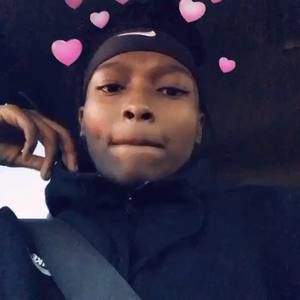 Meet your Posher, Gla'mia